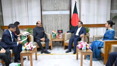 Photo of बांग्लादेश पीएम के। शपथ ग्रहण में पहुंचे ओम बिरला